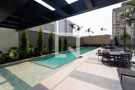 Apartamento à venda com 317m², 4 quartos e 4 vagasÁrea comum - Piscina