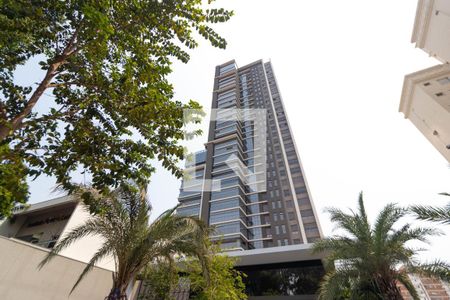 Apartamento à venda com 317m², 4 quartos e 4 vagasFachada