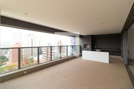 Apartamento à venda com 317m², 4 quartos e 4 vagasSacada com Churrasqueira