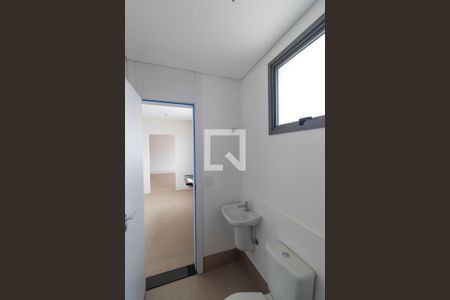 Apartamento à venda com 317m², 4 quartos e 4 vagasBanheiro de Serviço