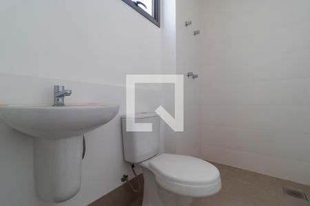 Apartamento à venda com 317m², 4 quartos e 4 vagasBanheiro de Serviço