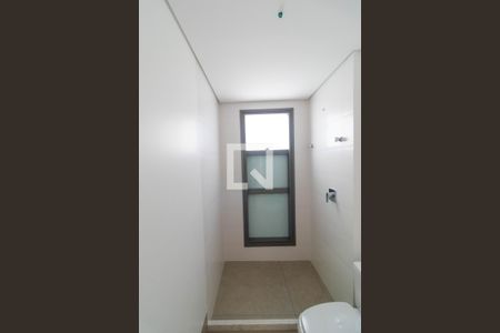 Apartamento à venda com 317m², 4 quartos e 4 vagasBanheiro da Suíte 02