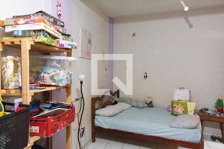 Casa à venda com 605m², 3 quartos e 10 vagasQUARTO 2