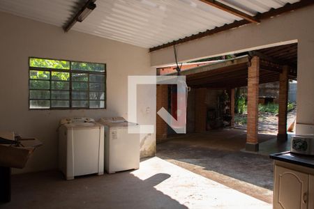 Casa à venda com 605m², 3 quartos e 10 vagasÁREA DE SERVIÇO