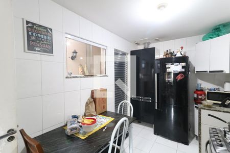 Casa de condomínio à venda com 69m², 2 quartos e 1 vagaCozinha