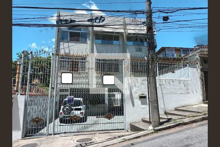 Apartamento para alugar com 92m², 2 quartos e 1 vaga Apartamento para alugar com 92m², 2 quartos e 1 vagaFachada