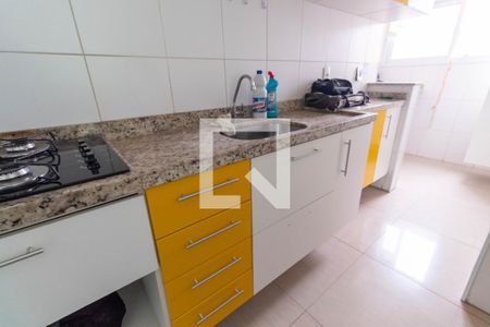 Apartamento à venda com 50m², 2 quartos e 1 vaga Apartamento à venda com 50m², 2 quartos e 1 vagaCozinha - Armários