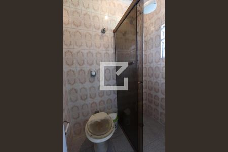 Casa à venda com 250m², 3 quartos e 2 vagasBanheiro da Suíte 2