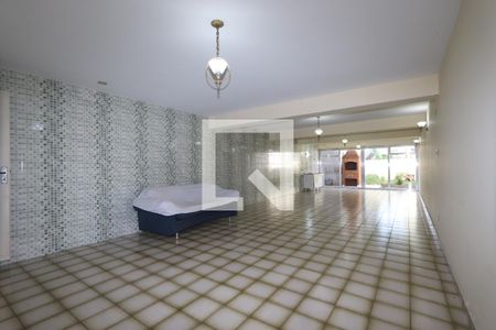 Casa à venda com 250m², 3 quartos e 2 vagasÁrea comum