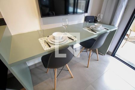 Studio para alugar com 28m², 1 quarto e sem vaga Studio para alugar com 28m², 1 quarto e sem vagaMesa para Refeições