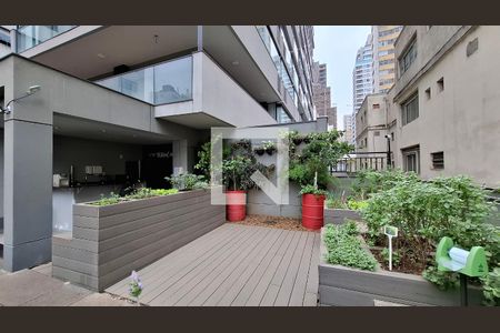 Studio para alugar com 28m², 1 quarto e sem vaga Studio para alugar com 28m², 1 quarto e sem vagaÁrea Comum - Horta Compartilhada e Bar