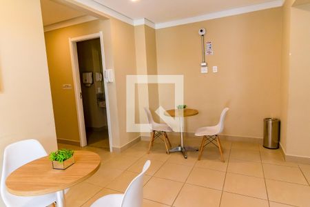 Apartamento à venda com 40m², 2 quartos e sem vaga Apartamento à venda com 40m², 2 quartos e sem vagaÁrea comum - Salão de festas