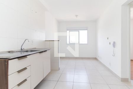 Apartamento à venda com 40m², 2 quartos e sem vaga Apartamento à venda com 40m², 2 quartos e sem vagaSala/Cozinha
