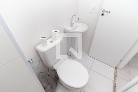 Apartamento à venda com 40m², 2 quartos e sem vaga Apartamento à venda com 40m², 2 quartos e sem vagaBanheiro