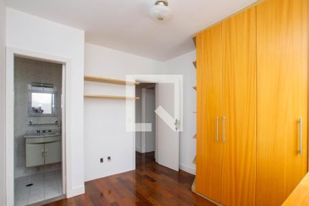 Apartamento para alugar com 113m², 3 quartos e 3 vagas Apartamento para alugar com 113m², 3 quartos e 3 vagasSuíte 2