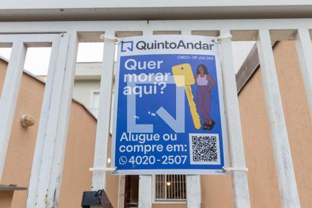Casa à venda com 72m², 2 quartos e 2 vagasPlaquinha