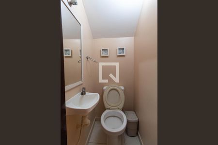 Casa à venda com 72m², 2 quartos e 2 vagasLavabo