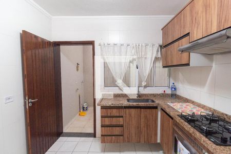 Casa à venda com 72m², 2 quartos e 2 vagasCozinha