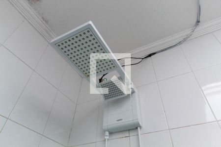 Casa à venda com 72m², 2 quartos e 2 vagasChuveiro