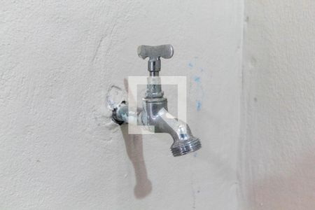 Casa à venda com 72m², 2 quartos e 2 vagasLavanderia (Torneira)