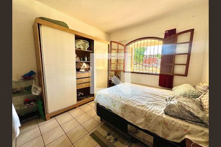 Quarto 1 de casa à venda com 3 quartos, 340m² em Canaa, Belo Horizonte