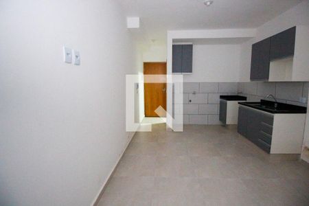 Sala e Cozinha de kitnet/studio para alugar com 1 quarto, 28m² em Jardim Miriam, São Paulo