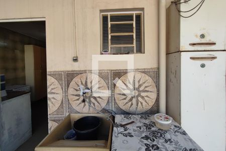 Casa à venda com 247m², 3 quartos e 2 vagas Casa à venda com 247m², 3 quartos e 2 vagasÁrea de Serviço