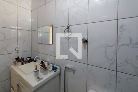 Casa à venda com 247m², 3 quartos e 2 vagas Casa à venda com 247m², 3 quartos e 2 vagasBanheiro