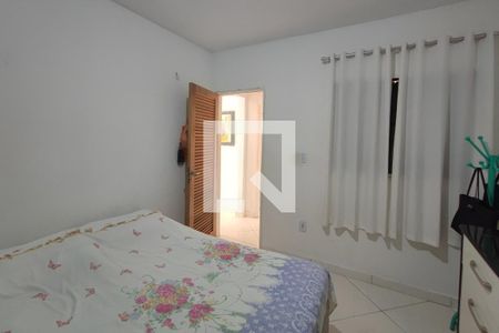 Casa à venda com 247m², 3 quartos e 2 vagas Casa à venda com 247m², 3 quartos e 2 vagasEdícula - Quarto