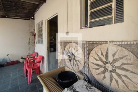 Casa à venda com 247m², 3 quartos e 2 vagas Casa à venda com 247m², 3 quartos e 2 vagasÁrea de Serviço