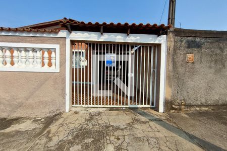 Casa à venda com 247m², 3 quartos e 2 vagas Casa à venda com 247m², 3 quartos e 2 vagasPLACA INSTALADA NA FACHADA