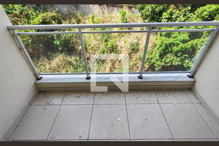 Apartamento à venda com 80m², 3 quartos e 1 vagasala - varanda