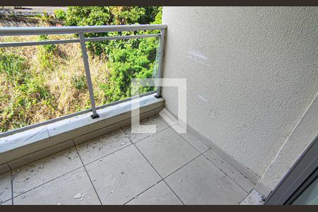 Apartamento à venda com 80m², 3 quartos e 1 vagasala - varanda