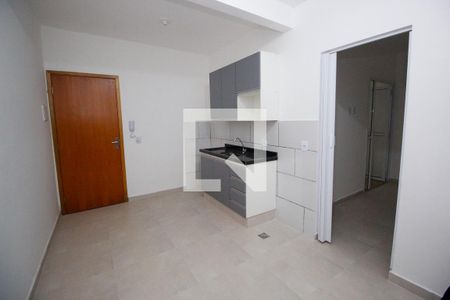 Sala e Cozinha de apartamento para alugar com 1 quarto, 28m² em Jardim Miriam, São Paulo