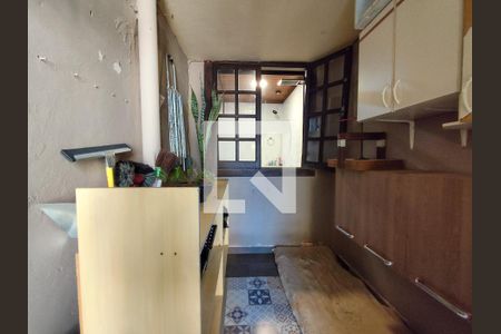 Casa à venda com 300m², 4 quartos e 5 vagasÁrea de serviço 