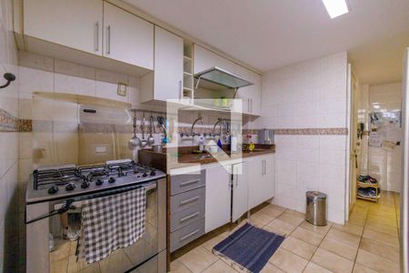 Apartamento à venda com 210m², 3 quartos e 3 vagas Apartamento à venda com 210m², 3 quartos e 3 vagasCozinha