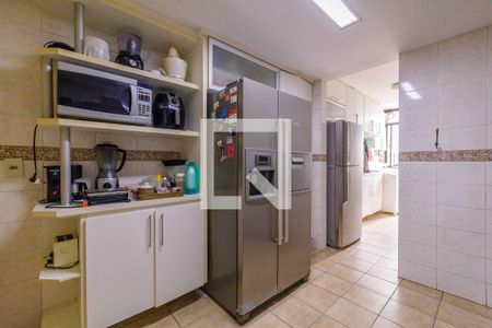 Apartamento à venda com 210m², 3 quartos e 3 vagas Apartamento à venda com 210m², 3 quartos e 3 vagasCozinha