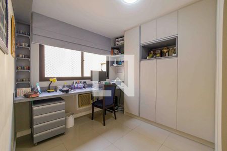Apartamento à venda com 210m², 3 quartos e 3 vagas Apartamento à venda com 210m², 3 quartos e 3 vagasQuarto 2