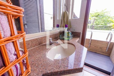 Apartamento à venda com 210m², 3 quartos e 3 vagas Apartamento à venda com 210m², 3 quartos e 3 vagasBanheiro da Área de Lazer