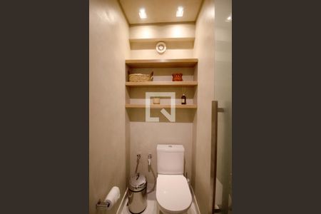 Apartamento à venda com 134m², 3 quartos e 2 vagas Apartamento à venda com 134m², 3 quartos e 2 vagasBanheiro da Suíte 1