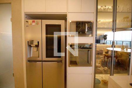 Apartamento à venda com 134m², 3 quartos e 2 vagas Apartamento à venda com 134m², 3 quartos e 2 vagasCozinha