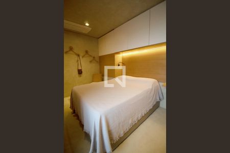 Apartamento à venda com 134m², 3 quartos e 2 vagas Apartamento à venda com 134m², 3 quartos e 2 vagasSuíte 2