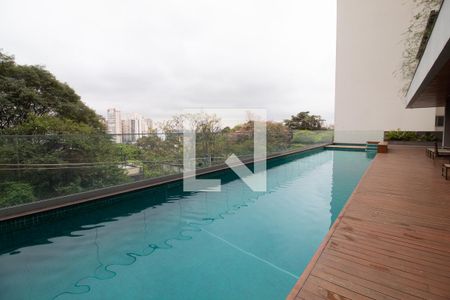 Apartamento à venda com 134m², 3 quartos e 2 vagas Apartamento à venda com 134m², 3 quartos e 2 vagasÁrea comum - Piscina