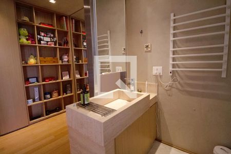 Apartamento à venda com 134m², 3 quartos e 2 vagas Apartamento à venda com 134m², 3 quartos e 2 vagasBanheiro da Suíte 1