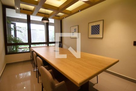 Apartamento à venda com 134m², 3 quartos e 2 vagas Apartamento à venda com 134m², 3 quartos e 2 vagasHome Office