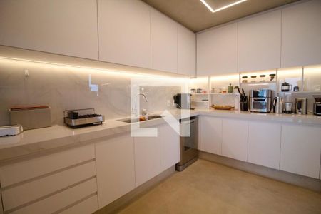 Apartamento à venda com 134m², 3 quartos e 2 vagas Apartamento à venda com 134m², 3 quartos e 2 vagasCozinha