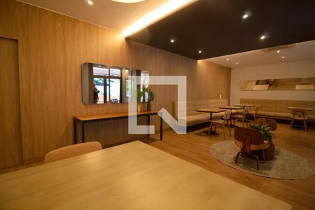 Apartamento à venda com 134m², 3 quartos e 2 vagas Apartamento à venda com 134m², 3 quartos e 2 vagasÁrea comum - Salão de festas