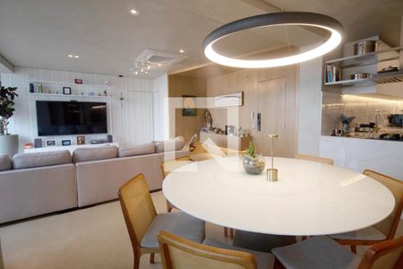 Sala de apartamento à venda com 3 quartos, 134m² em Vila Madalena, São Paulo