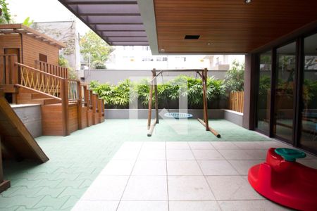 Apartamento à venda com 134m², 3 quartos e 2 vagas Apartamento à venda com 134m², 3 quartos e 2 vagasÁrea comum - Playground