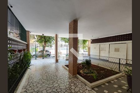 Apartamento à venda com 58m², 2 quartos e 1 vagaFachada e portaria